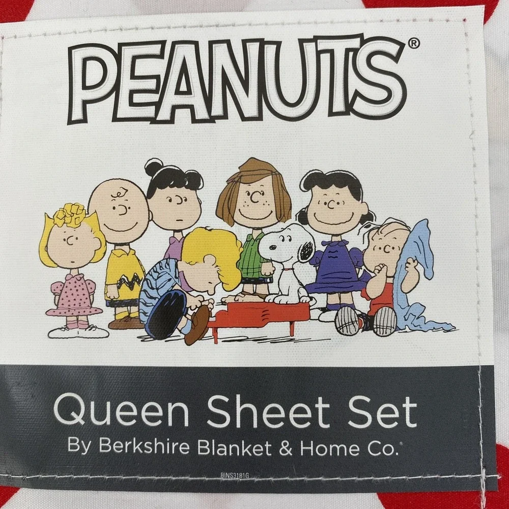 Peanuts Snoopy Sheet Set QUEEN White Charlie Brown Hearts Love Berkshire